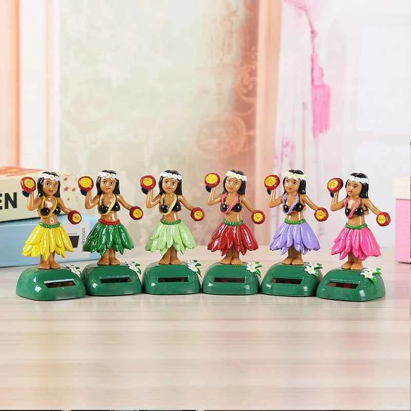 Solar Powered Hawaiian Girl Dashboard Decoration